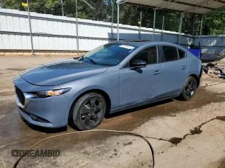 2022 Mazda 3 Carbon Edition z VIN JM1BPACL1N1506356, wystawiony jako Copart lot #58228434 z przebiegiem 96 855 mil mil oraz Szkoda całkowita • Salvage title. Historia ofert i sprzedaży dostępna na DreamBid. Obrazek 1.