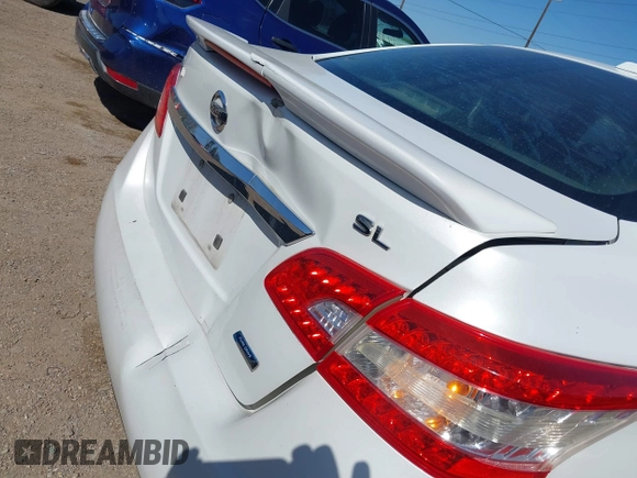2013 Nissan Sentra SV with VIN 3N1AB7APXDL785982, listed as a IAAI auction lot 41669848 with 407,905 mi miles. Bid and sale history available at carsss.com. Image 6.