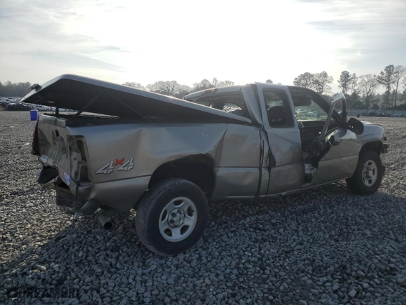 2002 Chevrolet Silverado 1500 LS with VIN 2GCEK19V921275846, listed as a Copart auction lot 85632694 with 204,150 mi miles and Salvage Title. Bid and sale history available at carsss.com. Image 3.