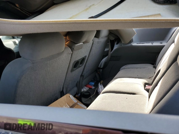 2004 Dodge Durango SLT with VIN 1D4HD48N64F138811, listed as a Copart auction lot 50614995 with 247,452 mi miles and Salvage title. Bid and sale history available at DreamBid. Image 12.