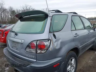 2002 Lexus RX 300 with VIN JTJGF10U120140757, listed as a IAAI auction lot 41357989 with 196,898 mi miles. Bid and sale history available at carsss.com. Image 6.