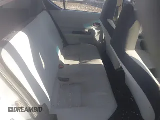 2014 Toyota Prius One z VIN JTDKDTB31E1563677, wystawiony jako IAAI lot #42134898 z przebiegiem 233 201 mil mil oraz . Historia ofert i sprzedaży dostępna na DreamBid. Obrazek 8.