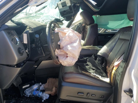 2015 Ford Expedition EL Platinum with VIN 1FMJK1LTXFEF33054, listed as a Copart auction lot 50049195 with 0 mi miles and Salvage Title. Bid and sale history available at carsss.com. Image 7.