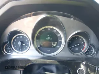 2010 Mercedes-Benz E 350 Luxury with VIN WDDHF5GB6AA073168, listed as a IAAI auction lot 42218124 with 164,950 mi miles and . Bid and sale history available at DreamBid. Image 7.