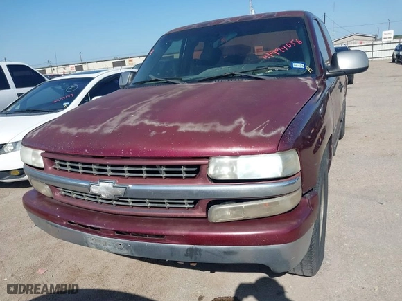 2001 Chevrolet Silverado 1500 LS with VIN 2GCEC19V211284027, listed as a IAAI auction lot 41994056 with 172,947 mi miles. Bid and sale history available at carsss.com. Image 6.