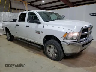 2017 Ram 2500 Tradesman z VIN 3C6UR5HJ5HG726341, wystawiony jako Copart lot #89366005 z przebiegiem 102 375 mil mil oraz Czysty tytuł • Clean title. Historia ofert i sprzedaży dostępna na DreamBid. Obrazek 4.