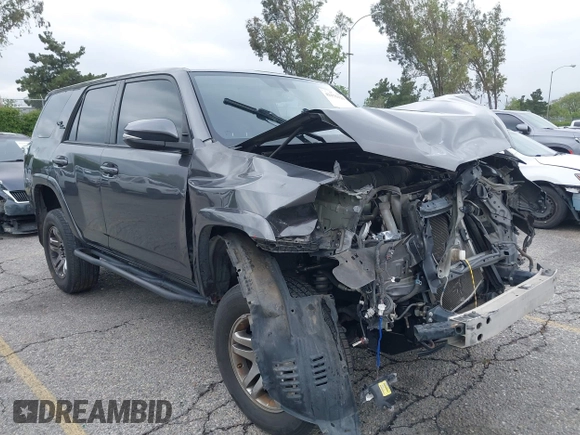 2019 Toyota 4Runner SR5 with VIN JTEBU5JR5K5694290, listed as a IAAI auction lot 42175121 with 157,939 mi miles and . Bid and sale history available at DreamBid. Image 1.