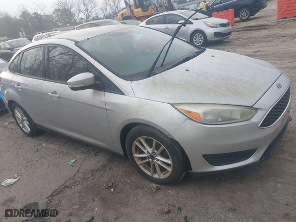 2015 Ford Focus SE with VIN 1FADP3F23FL276810, listed as a IAAI auction lot 41799093 with 127,048 mi miles. Bid and sale history available at carsss.com. Image 1.