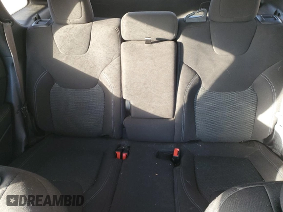 2020 Jeep Cherokee Latitude with VIN 1C4PJMCB3LD651068, listed as a Copart auction lot 87751455 with 72,700 mi miles and Salvage Title. Bid and sale history available at carsss.com. Image 10.