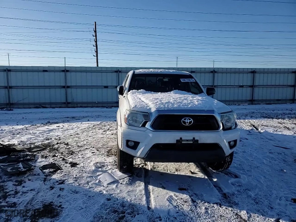 2013 Toyota Tacoma PreRunner with VIN 3TMJU4GN1DM152132, listed as a Copart auction lot 88720815 with 125,406 mi miles and Salvage Title. Bid and sale history available at carsss.com. Image 11.