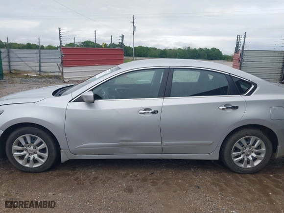 2017 Nissan Altima 2.5 SR with VIN 1N4AL3AP5HC482165, listed as a IAAI auction lot 41936944 with 108,952 mi miles. Bid and sale history available at carsss.com. Image 14.