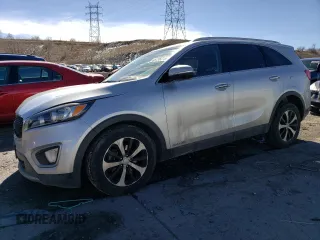 2017 Kia Sorento EX z VIN 5XYPHDA57HG225594, wystawiony jako Copart lot #46436015 z przebiegiem 108 448 mil mil oraz Szkoda całkowita • Salvage title. Historia ofert i sprzedaży dostępna na DreamBid. Obrazek 1.