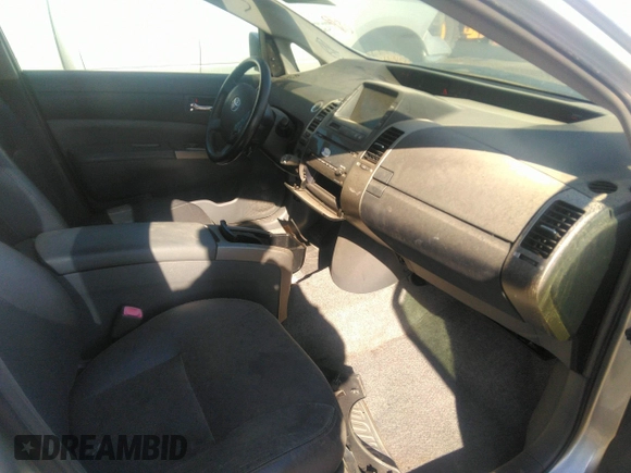 2008 Toyota Prius with VIN JTDKB20UX83359593, listed as a IAAI auction lot 38121936 with 211,754 mi miles and . Bid and sale history available at DreamBid. Image 5.