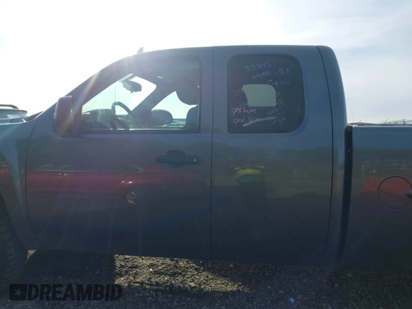 2011 Chevrolet Silverado 1500 LT with VIN 1GCRKSE31BZ279036, listed as a IAAI auction lot 41597291 with 293,576 mi miles and . Bid and sale history available at DreamBid. Image 14.
