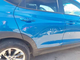 2018 Hyundai Tucson SE z VIN KM8J2CA40JU792495, wystawiony jako IAAI lot #42144647 z przebiegiem 62 769 mil mil oraz . Historia ofert i sprzedaży dostępna na DreamBid. Obrazek 17.