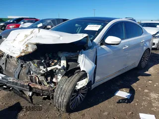 2015 Kia Cadenza Premium with VIN KNALN4D72F5171418, listed as a IAAI auction lot 41243986 with 96,495 mi miles. Bid and sale history available at carsss.com. Image 17.
