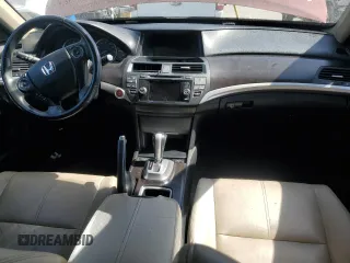2014 Honda Crosstour EX-L z VIN 5J6TF1H50EL002025, wystawiony jako Copart lot #58432165 z przebiegiem Nie podano mil oraz Szkody całkowita. Historia ofert i sprzedaży dostępna na DreamBid. Obrazek 8.