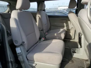 2016 Kia Sedona L with VIN KNDMA5C15G6138723, listed as a Copart auction lot 48953375 with 106,995 mi miles and Salvage Title. Bid and sale history available at DreamBid. Image 11.