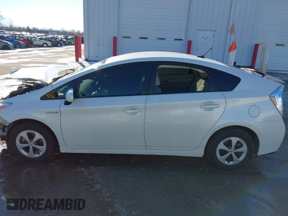 2015 Toyota Prius Four with VIN JTDKN3DU0F1911036, listed as a IAAI auction lot 41366529 with 92,994 mi miles. Bid and sale history available at carsss.com. Image 15.