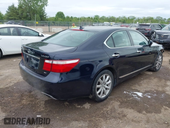 2009 Lexus LS 460 с VIN JTHCL46F995003808, выставлен на аукционе IAAI как лот 42236646 с пробегом 132 083 миль миль и . История ставок и продаж доступна на DreamBid. Изображение 4.