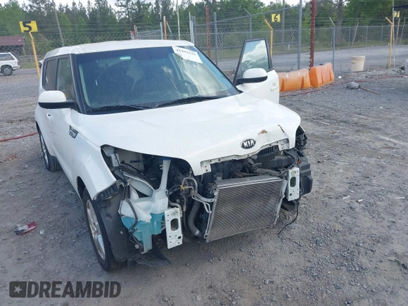 2017 Kia Soul with VIN KNDJN2A27H7454136, listed as a IAAI auction lot 41995542 with 105,645 mi miles. Bid and sale history available at carsss.com. Image 6.