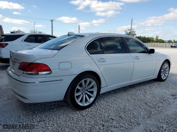 2008 BMW 7 Series 750Li with VIN WBAHN835X8DT79276, listed as a Copart auction lot 83698664 with 589,009 mi miles and Clean Title. Bid and sale history available at carsss.com. Image 3.
