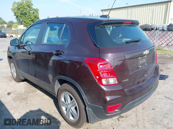 2020 Chevrolet Trax LS with VIN KL7CJKSB2LB352250, listed as a IAAI auction lot 40187405 with 49,543 mi miles and . Bid and sale history available at DreamBid. Image 3.