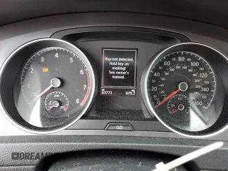2017 Volkswagen Golf S с VIN 3VWH17AU2HM529773, выставлен на аукционе Copart как лот 56642535 с пробегом 83 773 миль миль и Списание • Salvage title. История ставок и продаж доступна на DreamBid. Изображение 9.