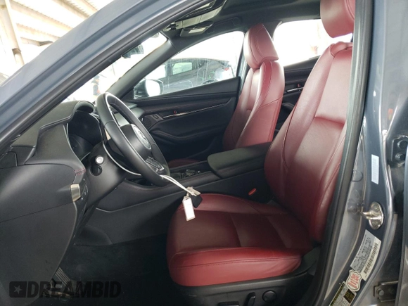 2024 Mazda 3 S Carbon Edition с VIN JM1BPBLM5R1701011, выставлен на аукционе Copart как лот 47946365 с пробегом 27 132 миль миль и Списание • Salvage title. История ставок и продаж доступна на DreamBid. Изображение 7.