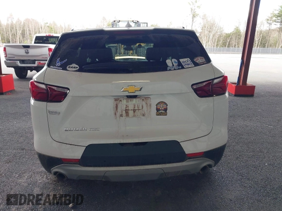 2020 Chevrolet Blazer LT z VIN 3GNKBJRS6LS560770, wystawiony jako IAAI lot #42036012 z przebiegiem 56 505 mil mil oraz . Historia ofert i sprzedaży dostępna na DreamBid. Obrazek 16.
