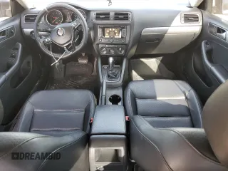 2015 Volkswagen Jetta SE with VIN 3VWD17AJ7FM224867, listed as a Copart auction lot 62105405 with 126,330 mi miles and Salvage title. Bid and sale history available at DreamBid. Image 8.