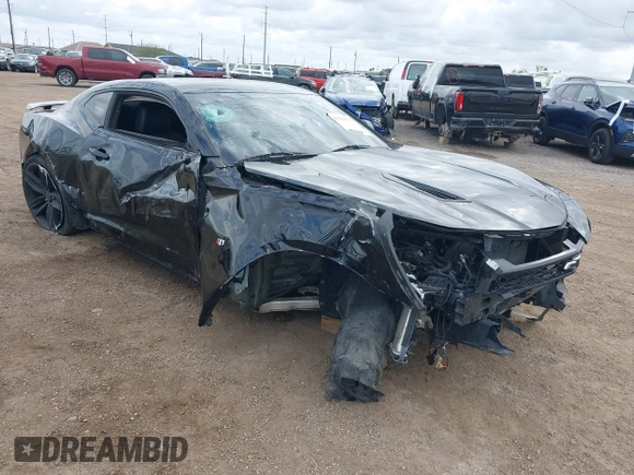 2018 Chevrolet Camaro 2SS with VIN 1G1FH1R70J0186772, listed as a IAAI auction lot 41569033 with Not provided miles and . Bid and sale history available at DreamBid. Image 1.