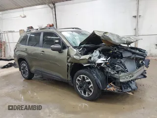 2025 Subaru Forester Premium z VIN JF2SLDDC9SH438517, wystawiony jako IAAI lot #42503076 z przebiegiem 7 773 mil mil oraz . Historia ofert i sprzedaży dostępna na DreamBid. Obrazek 1.