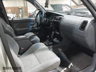 2000 Toyota 4Runner SR5 with VIN JT3HN86R6Y0307665, listed as a IAAI auction lot 42039007 with 162,449 mi miles. Bid and sale history available at carsss.com. Image 5.