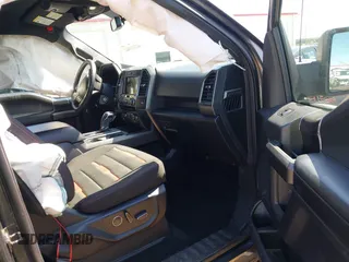 2017 Ford F-150 XL z VIN 1FTEW1EG2HFC29983, wystawiony jako IAAI lot #42523902 z przebiegiem 120 315 mil mil oraz . Historia ofert i sprzedaży dostępna na DreamBid. Obrazek 5.