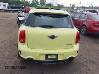 2012 MINI Countryman S z VIN WMWZC3C59CWL82955, wystawiony jako IAAI lot #42237702 z przebiegiem 61 903 mil mil oraz . Historia ofert i sprzedaży dostępna na DreamBid. Obrazek 17.