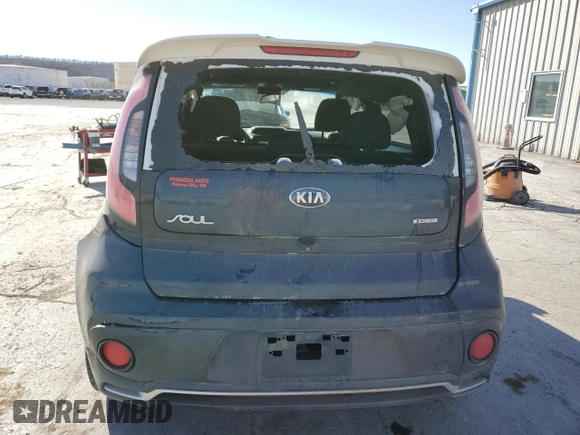 2018 Kia Soul + with VIN KNDJP3A53J7619812, listed as a Copart auction lot 48575055 with 90,499 mi miles and Salvage Title. Bid and sale history available at carsss.com. Image 6.