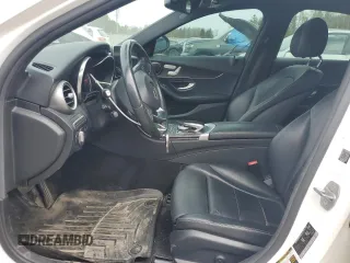 2018 Mercedes-Benz C 300 z VIN 55SWF4KB1JU239945, wystawiony jako Copart lot #54153275 z przebiegiem 100 540 mil mil oraz Szkoda całkowita • Salvage title. Historia ofert i sprzedaży dostępna na DreamBid. Obrazek 7.