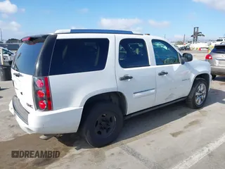 2008 GMC Yukon Denali с VIN 1GKFK63888J118915, выставлен на аукционе IAAI как лот 42262018 с пробегом 218 082 миль миль и . История ставок и продаж доступна на DreamBid. Изображение 4.
