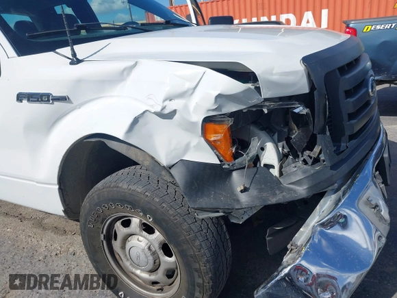 2012 Ford F-150 XL with VIN 1FTFX1EF6CFB15809, listed as a IAAI auction lot 41916615 with 191,949 mi miles. Bid and sale history available at carsss.com. Image 6.