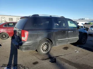 2007 Hyundai Entourage GLS with VIN KNDMC233476012055, listed as a Copart auction lot 89397435 with 0 mi miles and Salvage Title. Bid and sale history available at carsss.com. Image 3.