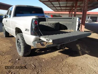 2004 Chevrolet Silverado 1500 with VIN 1GCEK19T14E190953, listed as a IAAI auction lot 41291606 with 109,762 mi miles and . Bid and sale history available at DreamBid. Image 3.