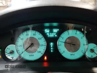 2008 Chrysler 300 z VIN 2C3LK33G58H203852, wystawiony jako Copart lot #86812404 z przebiegiem 213 031 mil mil oraz Szkoda całkowita • Salvage title. Historia ofert i sprzedaży dostępna na DreamBid. Obrazek 9.