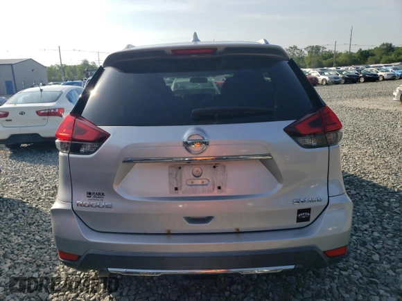 2017 Nissan Rogue SV with VIN KNMAT2MV7HP552465, listed as a Copart auction lot 62162165 with 124,217 mi miles and Clean title. Bid and sale history available at DreamBid. Image 6.