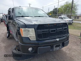 2010 Ford F-150 XL с VIN 1FTEW1E85AFB14602, выставлен на аукционе IAAI как лот 41750383 с пробегом Не указан миль и . История ставок и продаж доступна на DreamBid. Изображение 1.
