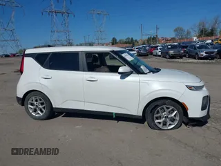 2020 Kia Soul S with VIN KNDJ23AUXL7003727, listed as a IAAI auction lot 41985634 with 69,457 mi miles and . Bid and sale history available at DreamBid. Image 14.