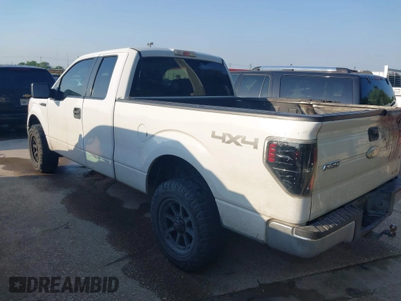 2012 Ford F-150 XL with VIN 1FTFX1EF3CFA45315, listed as a IAAI auction lot 42036787 with 209,331 mi miles. Bid and sale history available at carsss.com. Image 3.