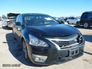 2013 Nissan Altima 3.5 SL with VIN 1N4BL3AP0DN465874, listed as a IAAI auction lot 41198257 with 183,265 mi miles. Bid and sale history available at carsss.com. Image 1.