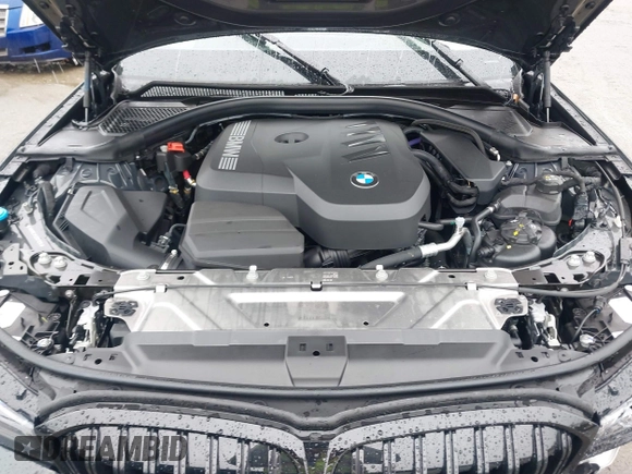 2025 BMW 3 Series 330i xDrive z VIN 3MW89CW03S8F10916, wystawiony jako IAAI lot #41796919 z przebiegiem 1 497 mil mil oraz . Historia ofert i sprzedaży dostępna na DreamBid. Obrazek 10.