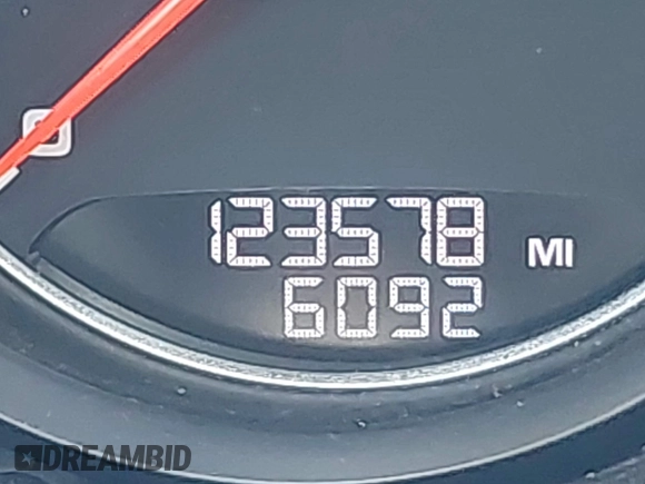 2017 Porsche Cayenne S z VIN WP1AB2A20HLA50805, wystawiony jako IAAI lot #42030013 z przebiegiem 123 578 mil mil oraz . Historia ofert i sprzedaży dostępna na DreamBid. Obrazek 15.